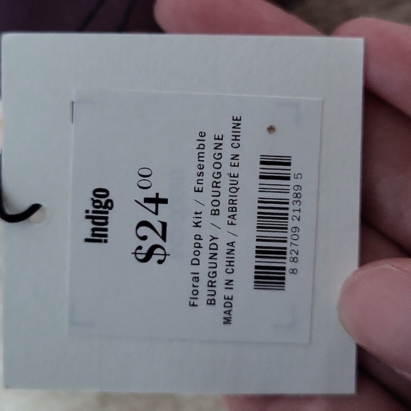 NWT! Floral Burgundy Dropp Kit/Toiletry Bag/Makeup Bag! - Picture 5 of 16